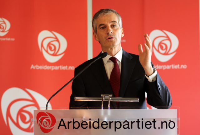 Foto av den norske hälsoministern Jonas Gahr Støre.
