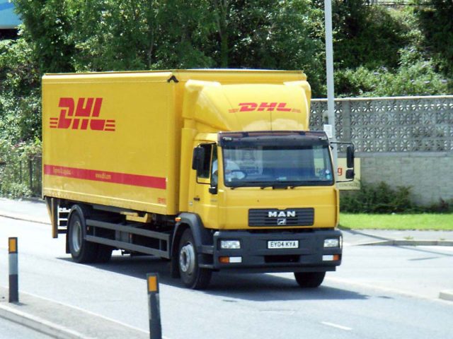 Foto av DHL-transport