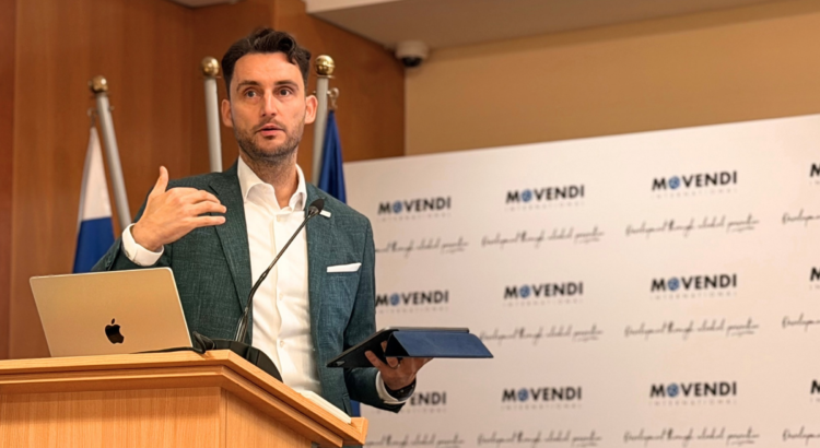Maik Dünnbier, Movendi International
